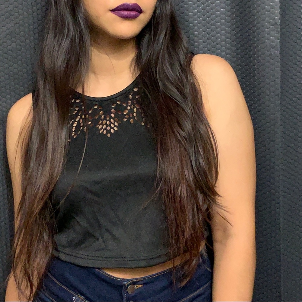 💀 Foreign exchange black crop top💀